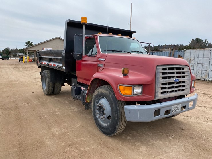 1995-ford-f700-image-3