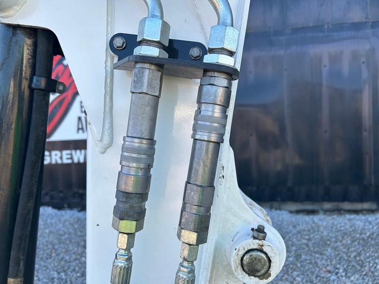 2025-bobcat-e35-image-10