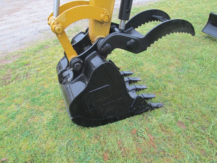 caterpillar-305.5-image-34