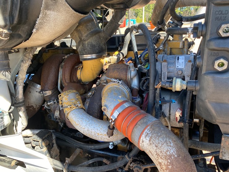 2007-caterpillar-c13-image-45