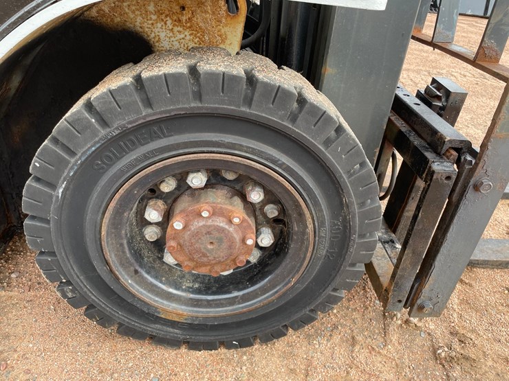 #1164-•-unicarriers-3,450-lbs-lp-forklift-image-34