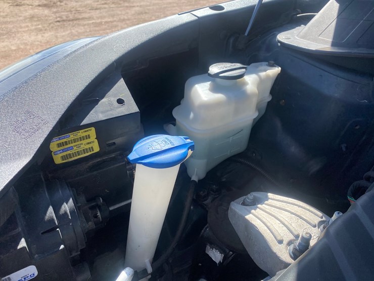 2016-kia-sorento-image-48