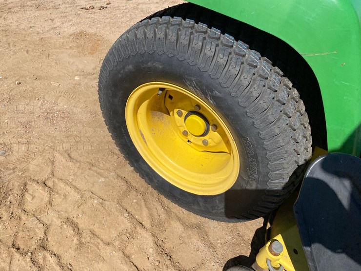 john-deere-325-image-16