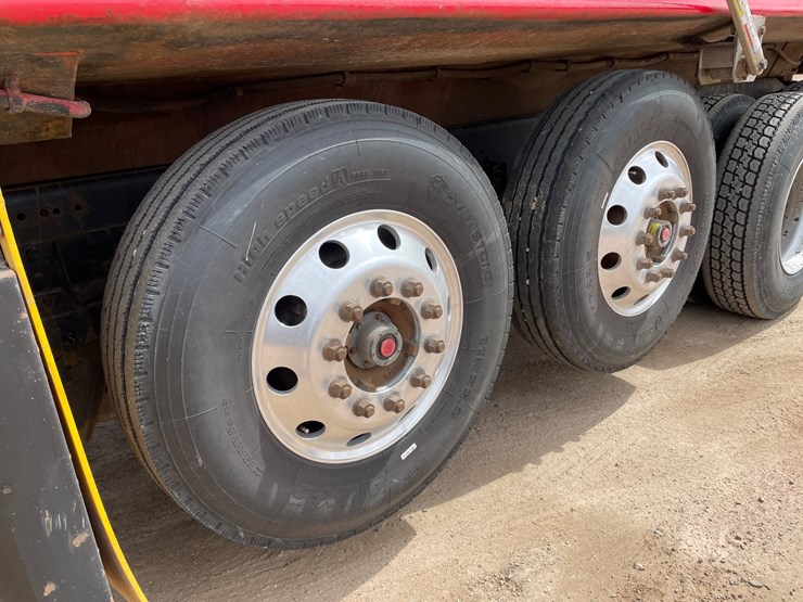 2005-caterpillar-c13-image-29