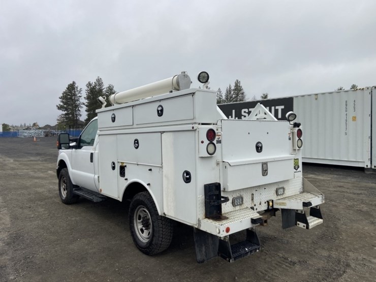 2016-ford-f350-sd-image-3