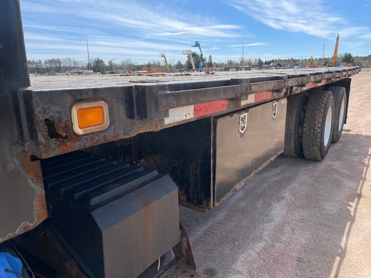 2016-international-durastar-4400-image-40