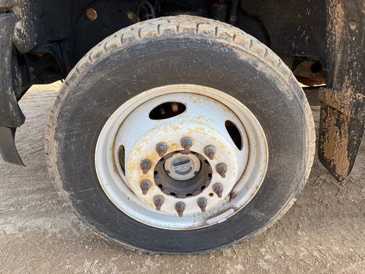 2018-ford-f450-image-14