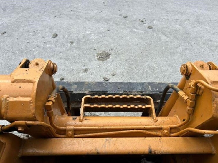 2003-case-1825b-image-21