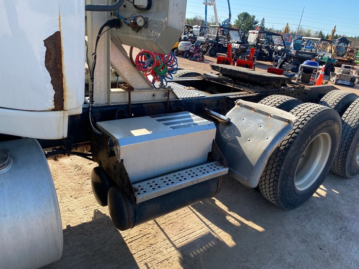 2008-international-prostar-image-16