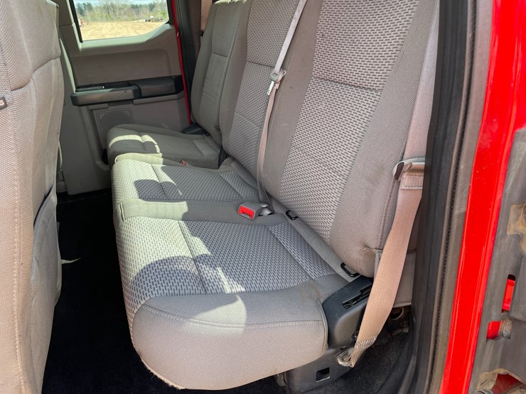 2018-ford-f150-xlt-image-41