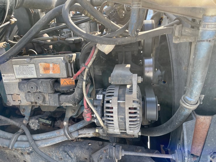 2000-international-4700-image-42