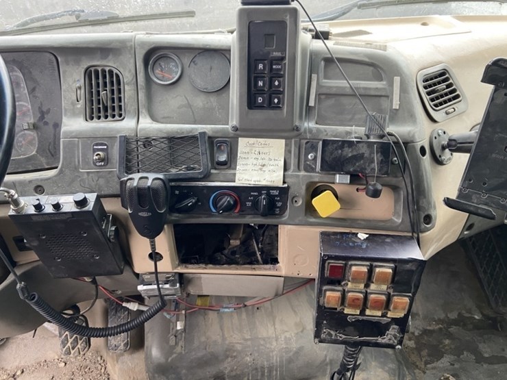 2005-sterling-acterra-image-18