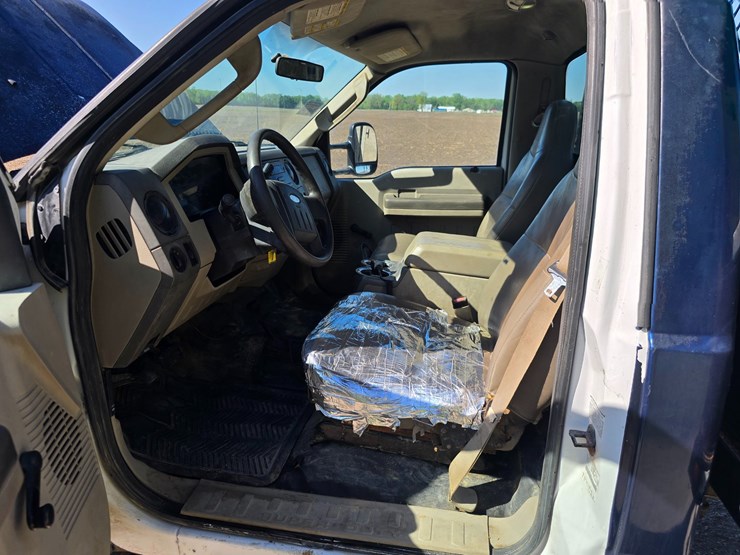 2008-ford-f550-image-53