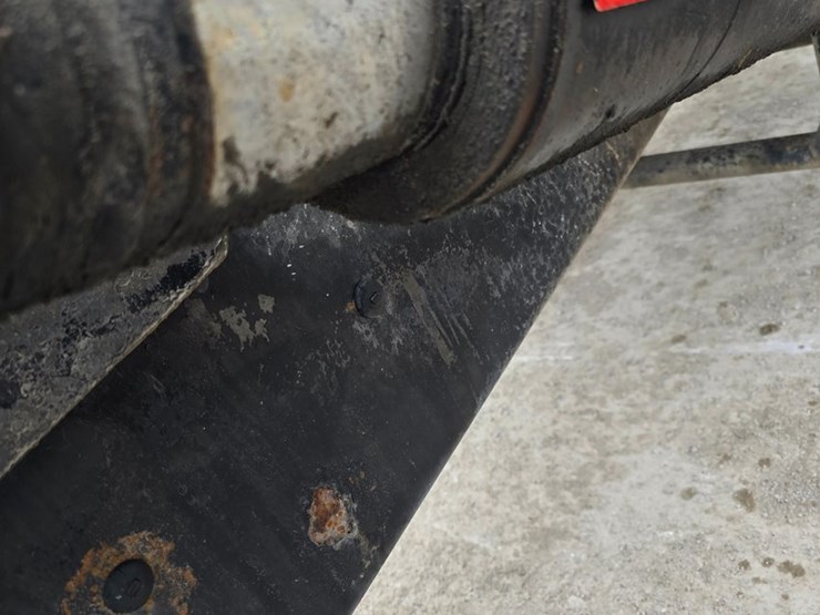 #22589-•-2006-mack-cv713-granite-roll-off-truck-image-80