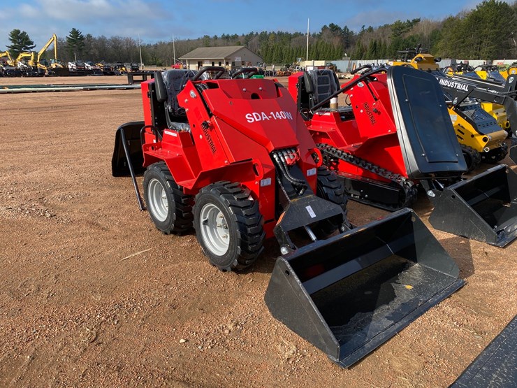 #1152-•-agt-sda-140w-wheeled-ride-on-mini-skid-steer-image-2