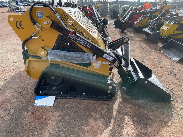 #1155-•-agt-mx-mrt14-tracked-stand-on-mini-skid-steer-image-3