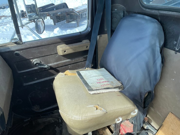 1990-international-4900-image-44