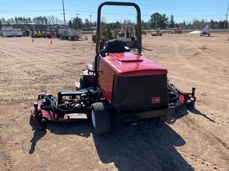 toro-groundsmaster-4000d-image-12
