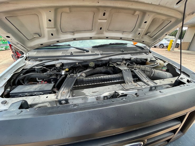 2009-ford-e450-image-14