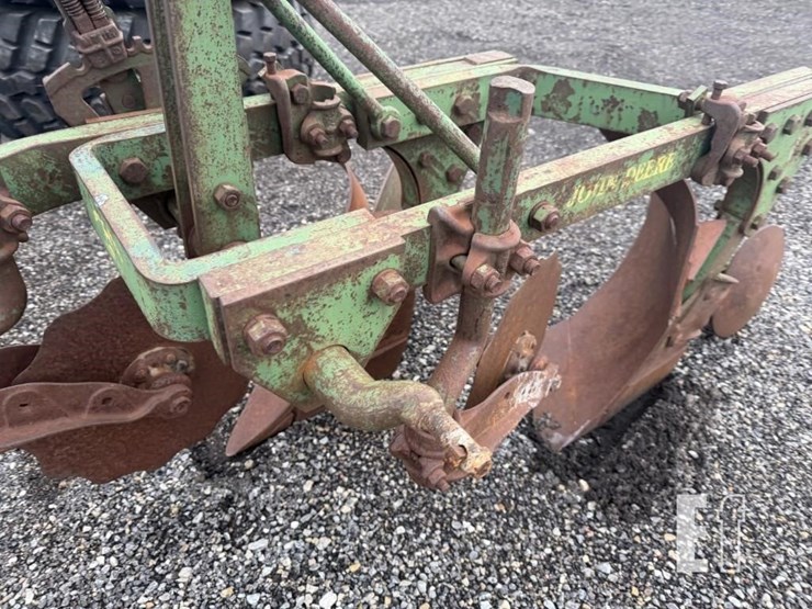 john-deere-412-image-9