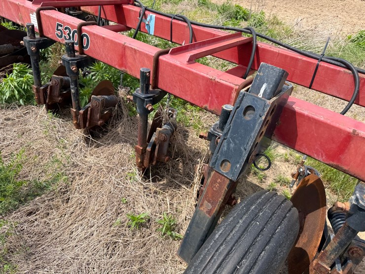 case-ih-5300-image-34