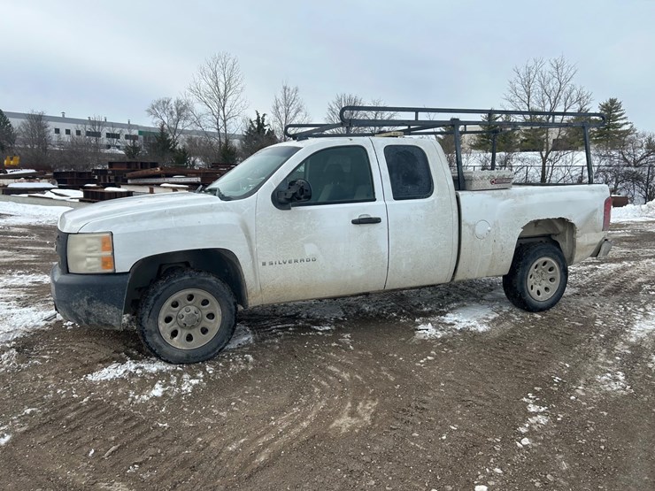 #22574-•-2008-chevrolet-silverado-pickup-truck-image-6