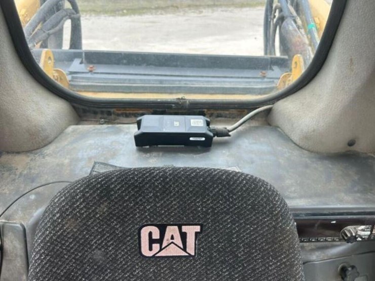 2014-caterpillar-262d-image-18