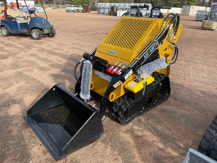 #1155-•-agt-mx-mrt14-tracked-stand-on-mini-skid-steer-image-1