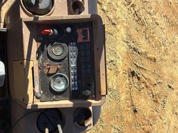 1999-deere-410e-image-19