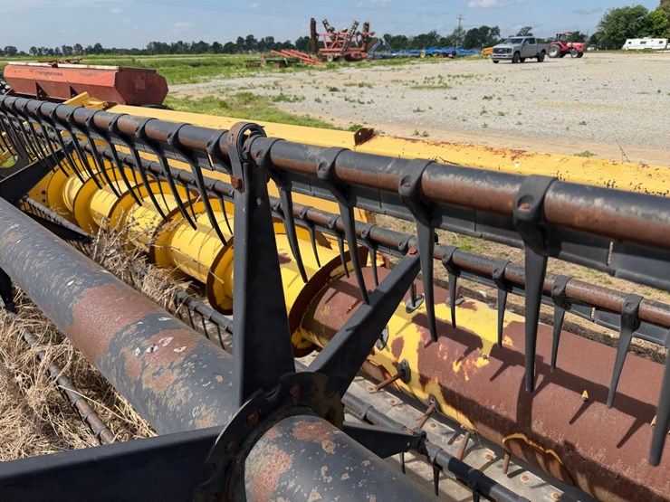 new-holland-973-image-32