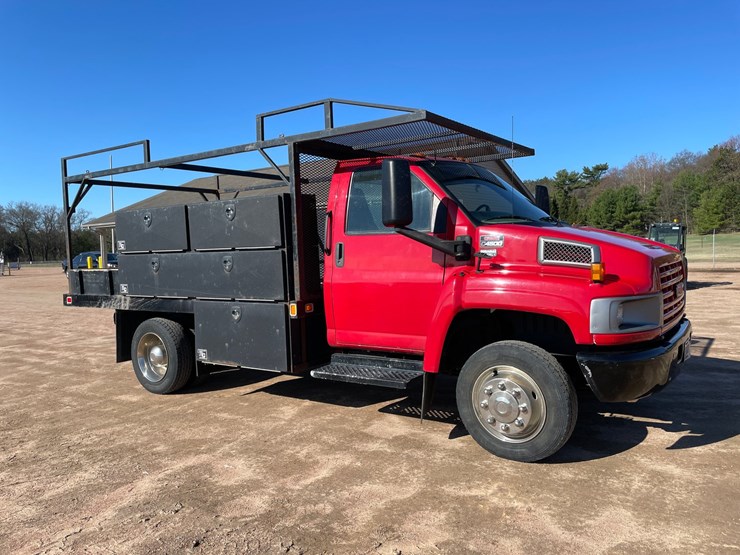 2006-gmc-topkick-image-4