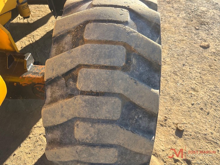 2018-jcb-930-image-9