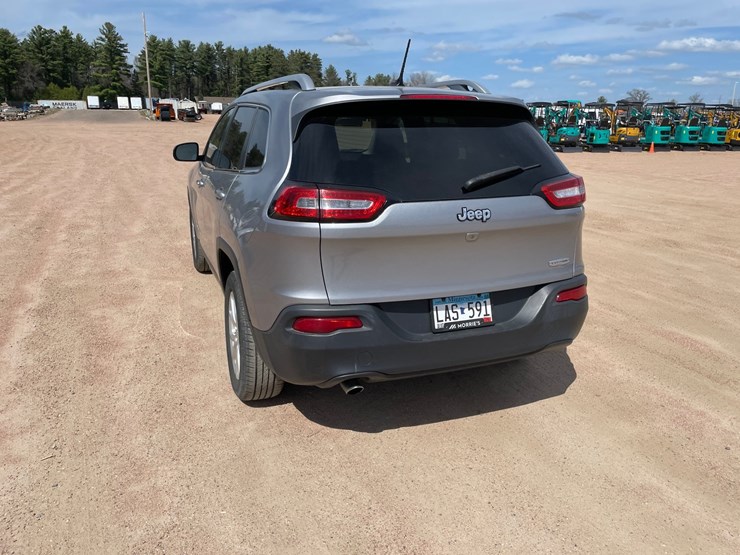 2014-jeep-cherokee-image-10