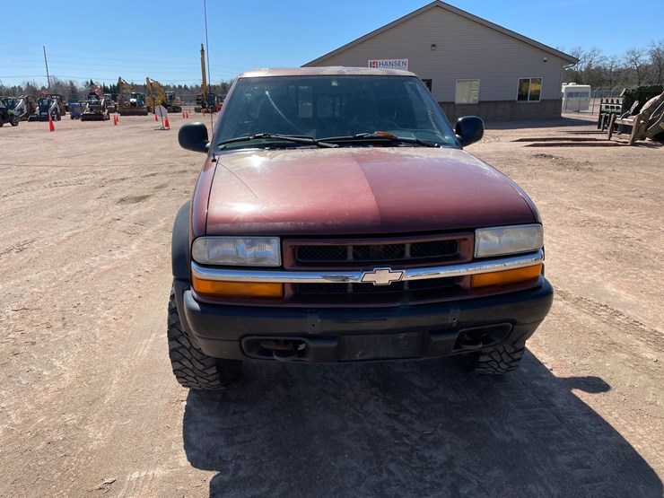 1998-chevrolet-s10-image-8