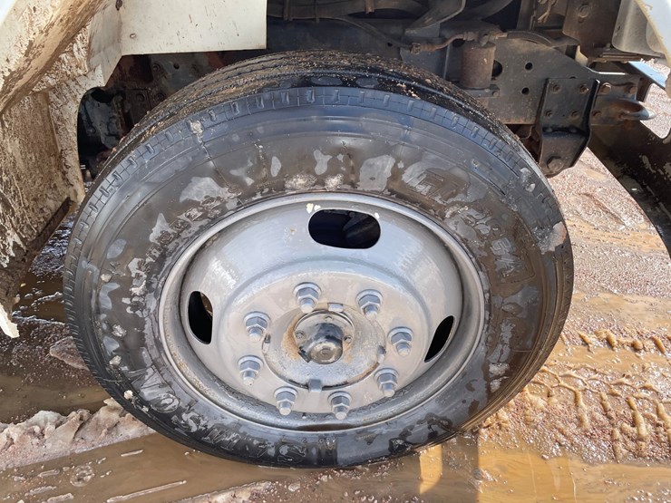 2002-international-4700-image-29