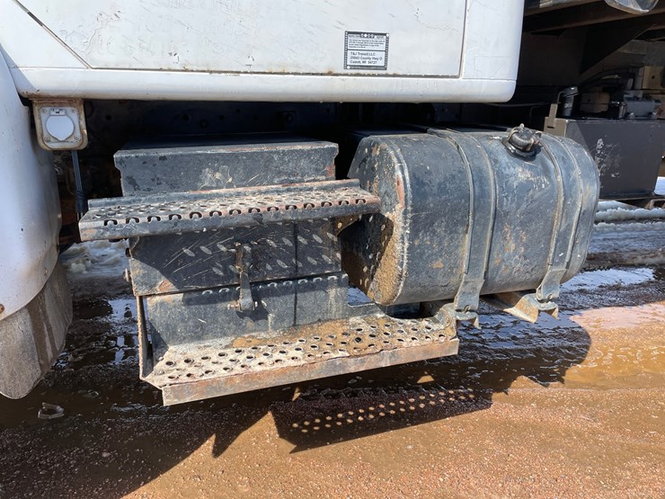 1990-international-4900-image-12