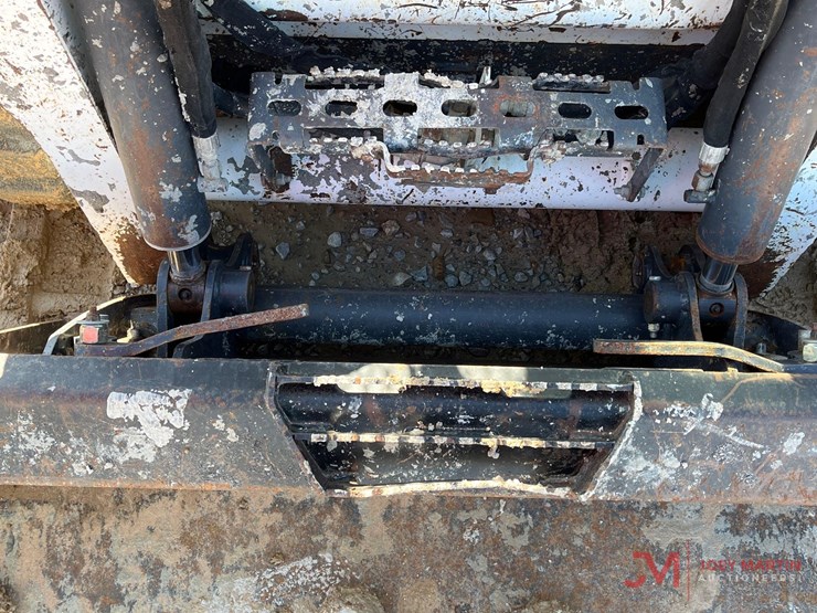2020-bobcat-t590-image-7