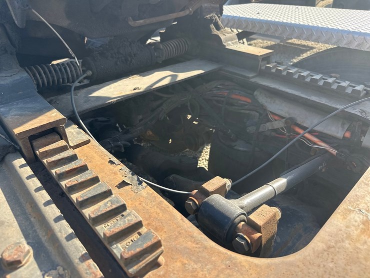 2006-kenworth-w900-image-24