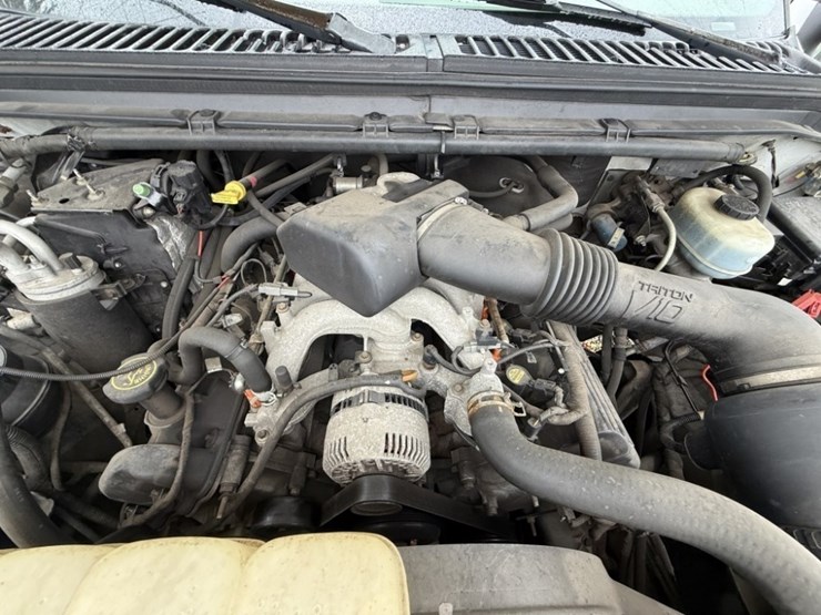 2000-ford-f450-image-13