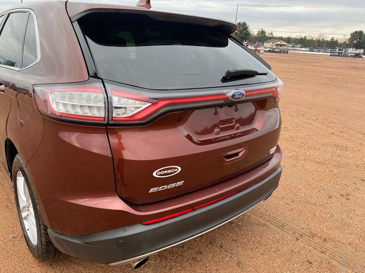 2015-ford-edge-sel-image-19