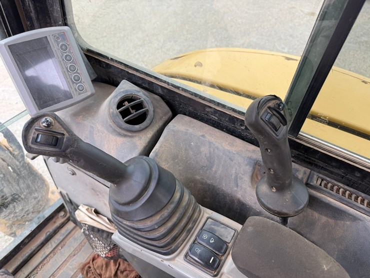 caterpillar-304e2-cr-image-41