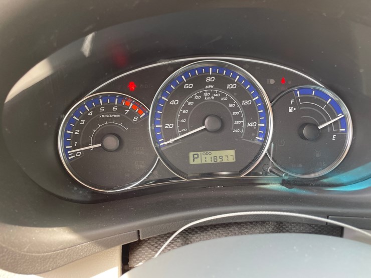 2011-subaru-forester-image-23