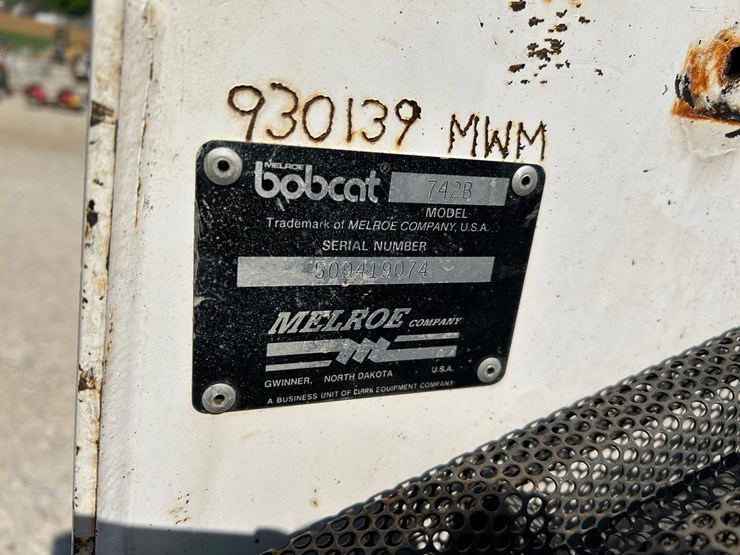 bobcat-742b-image-25