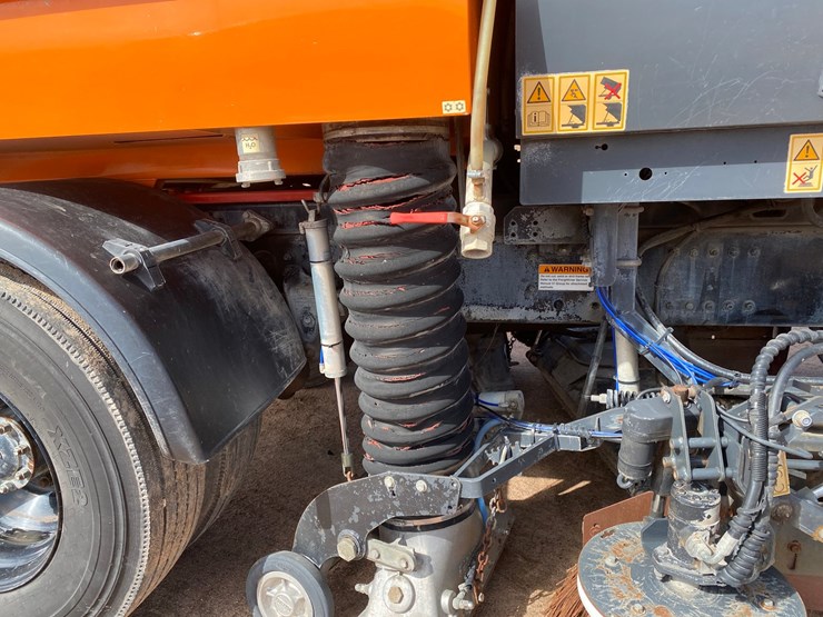 2007-freightliner-fc80-image-40