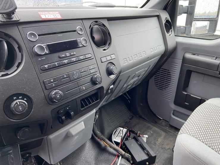 2016-ford-f350-sd-image-13