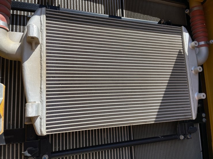 caterpillar-324e-image-46