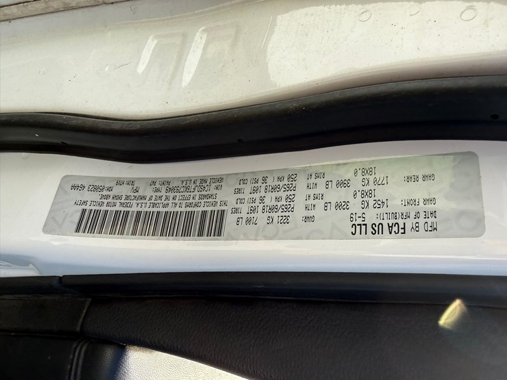 2019-dodge-durango-image-33