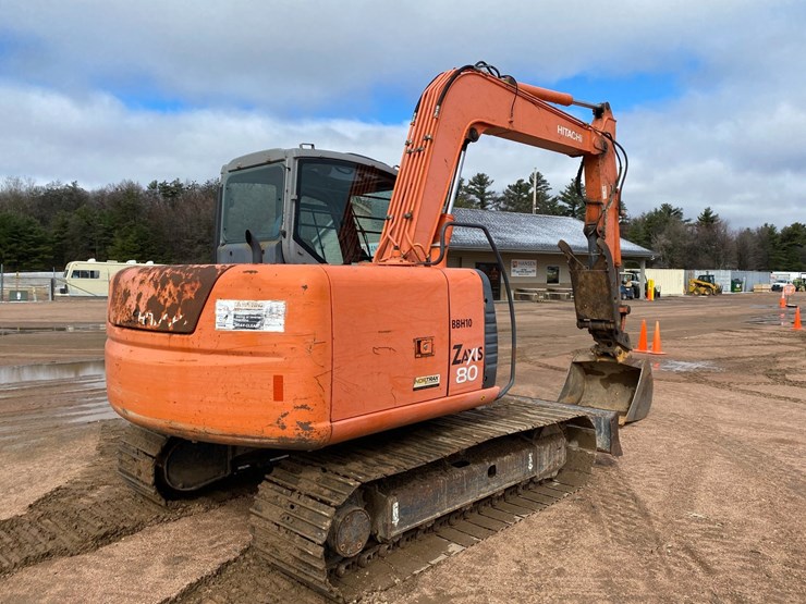 2005-hitachi-zx80-image-6