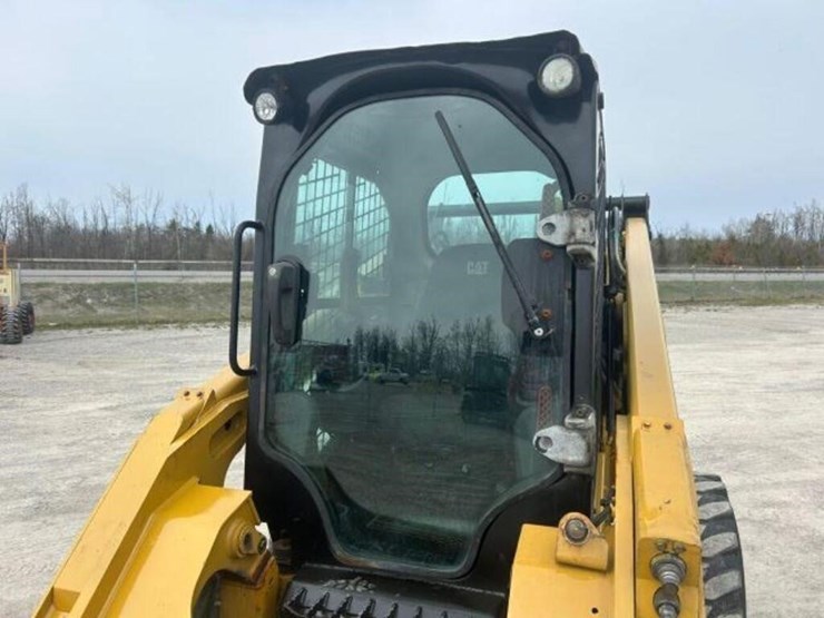 2014-caterpillar-262d-image-26