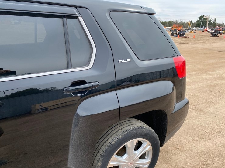 2017-gmc-terrain-sle-image-19